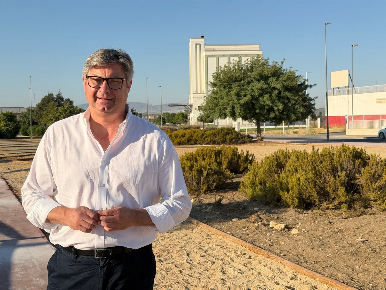 El Ayuntamiento apuesta por más sombra y zonas verdes con 70 nuevos árboles