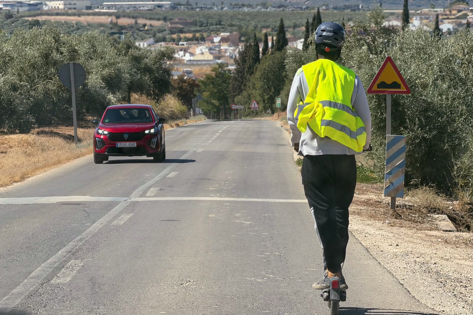Las nuevas normas en la circulación que entran hoy en vigor: Peatones, ciclistas, usuarios de VMP o motocicletas